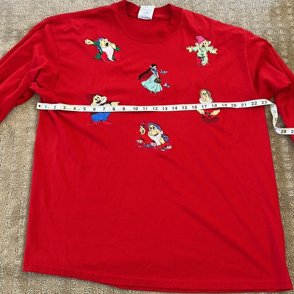 Vintage Disney’s Snow White and the 7 Dwarfs Top XL - Picture 5 of 10